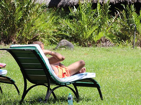 Keringet Tiwi Beach Villa - Tiwi Beach