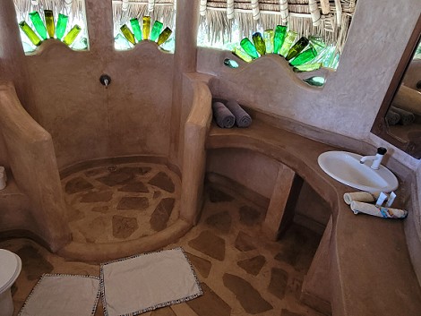 Keringet Tiwi Beach Villa - Tiwi Beach