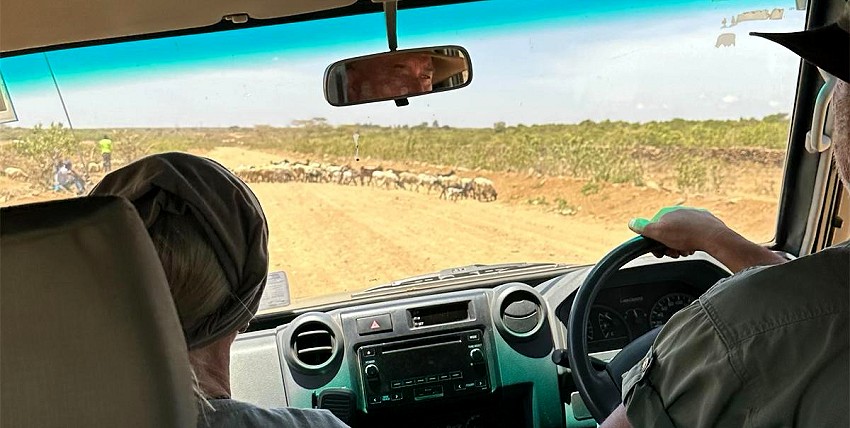 Laikipia County auf dem Weg zum Wilderness River Camp