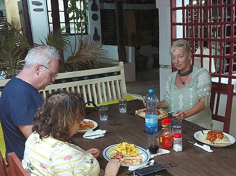 Lamu - Bushgarden, Sunset Garden Restaurant