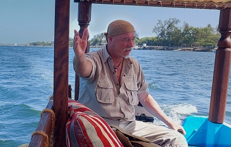 Lamu - mit dem Wassertaxi Black Panther unterwegs