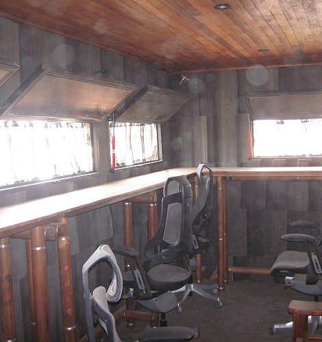 ein neuer Foto Hide entsteht - Soroi Larsens Camp