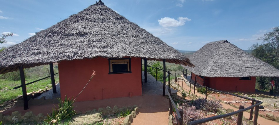 Soroi Leopards Lair Cottage - Lumo Conservancy, Tsavo