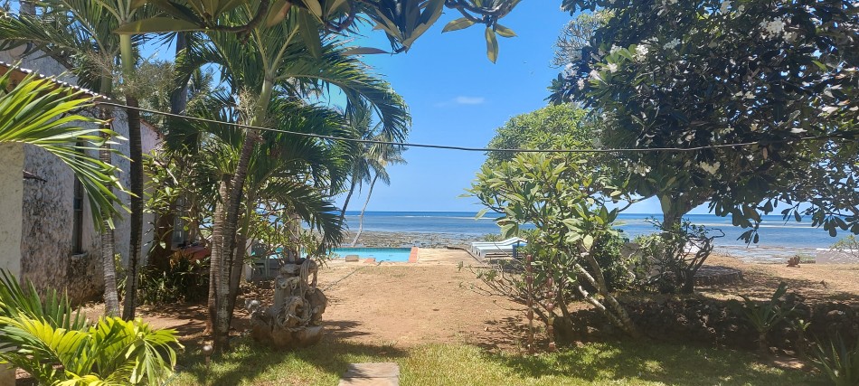 bei Freunden am Jumba Mtwapa Beach
