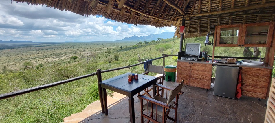 Soroi Leopards Lair Cottage - Lumo Conservancy