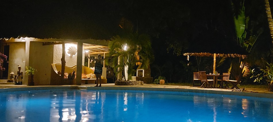 Msambweni Beach, Mbuyu Beach Bungalows