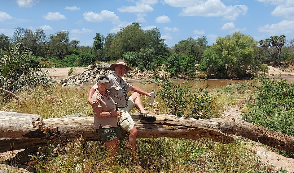 Tana River Bridge - Adamson Falls - Meru / Kora National Park