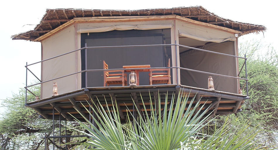 Starbed im Soroi Larsens Camp - Samburu Reservat