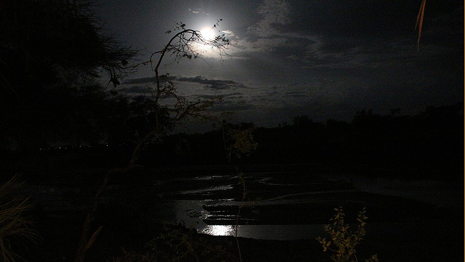 Vollmond Nacht im Samburu Reservat, Soroi Larsens Camp
