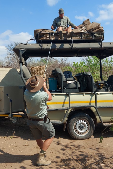 Inzila Walking Safaris, Camp 1 Abbau