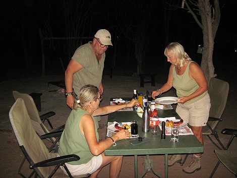 Barbeque im Kapula South Camp