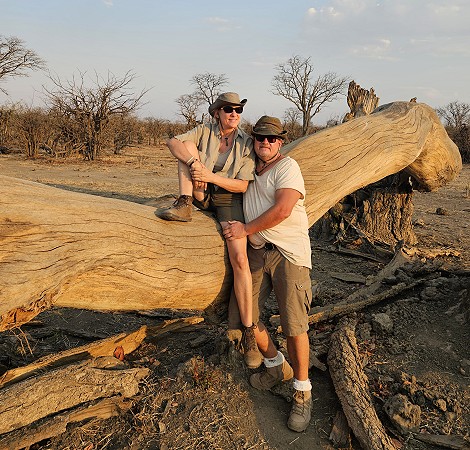 Hwange Safari; Evely und Peter Labuch