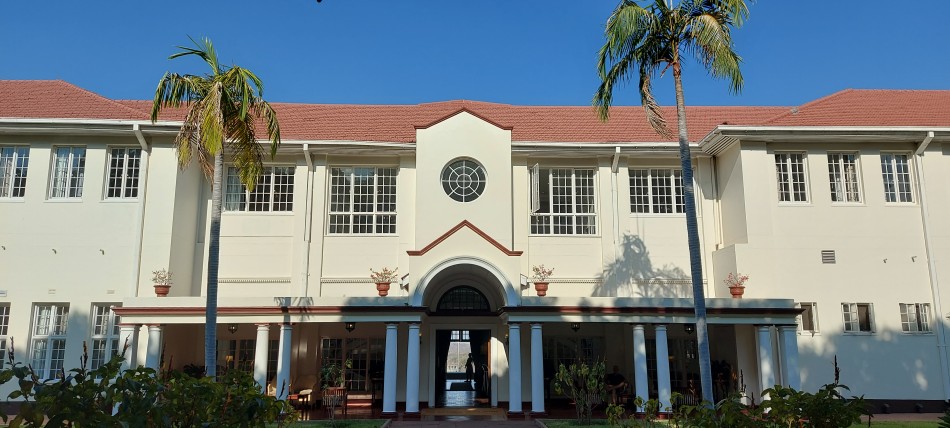 Victori Falls Hotel - Victoria Falls