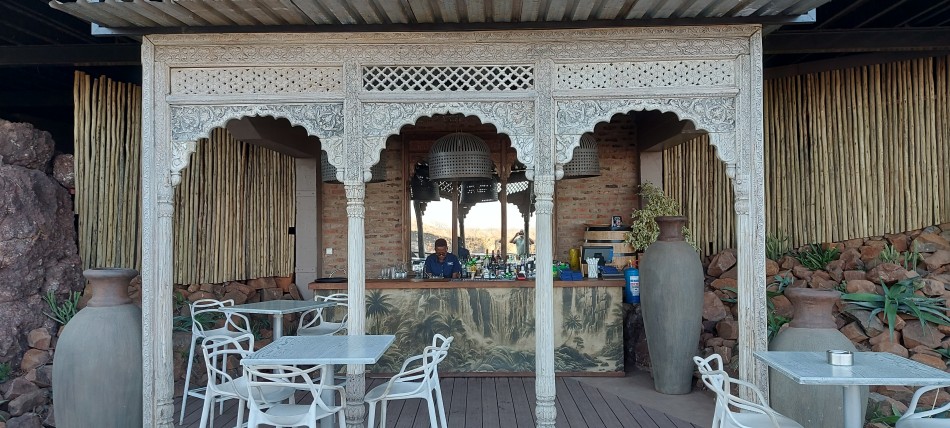 Lookout Cafe / Restaurant - Victoria Falls