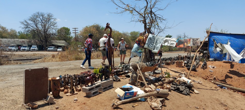 Shopping in Victoria Falls