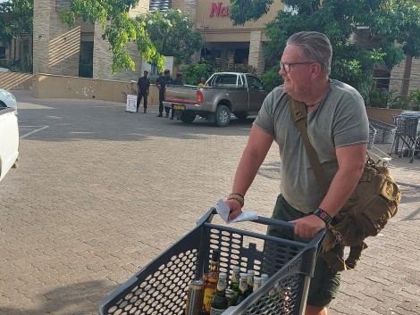 Einkaufen in Victoria Falls, Pick n Pay