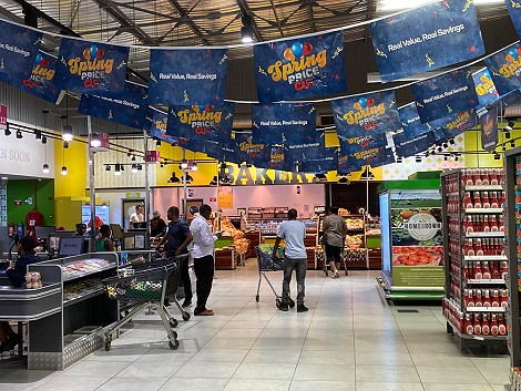 Einkaufen in Victoria Falls, Pick n Pay