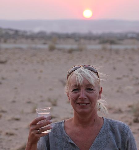 Sundowner im Camp Oasis