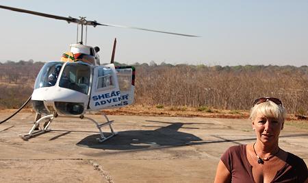 mit dem Hubschrauber über den Victoria Fällen