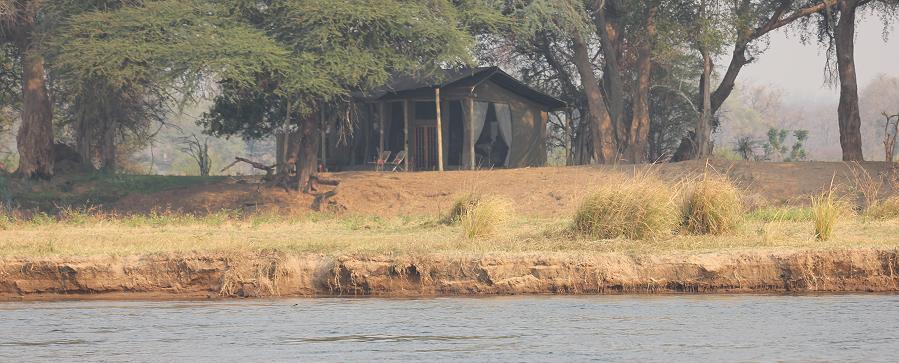 Ruckomechi Camp - Mana Pool National Park