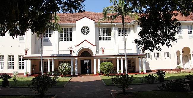 Victoria Falls Hotel
