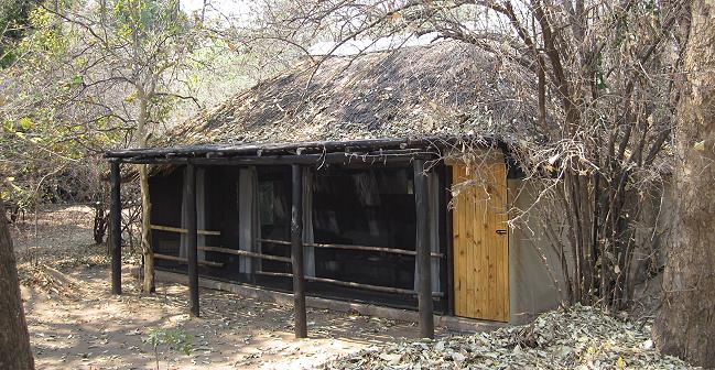 Vundu Camp - Mana Pool National Park