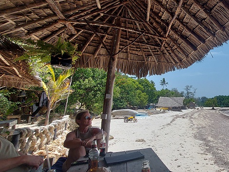 The Crab Den - Mtwapa Beach - Kenya Nordküste