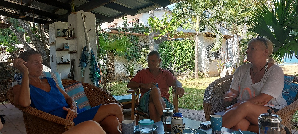 zu Besuch bei guten Freunden am Jumba Beach
