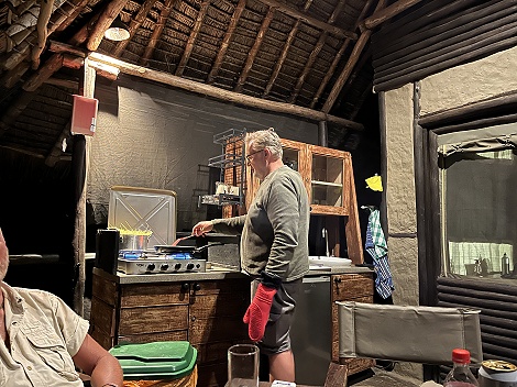 Selbstversorgung im Soroi Leopards Lair Cottages