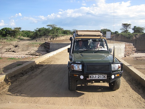 Masai Mara, an der neuen Talek Brücke Sekenanai - Talek