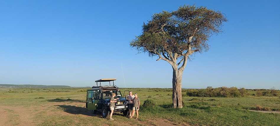 Sundowner in der Masai Mara