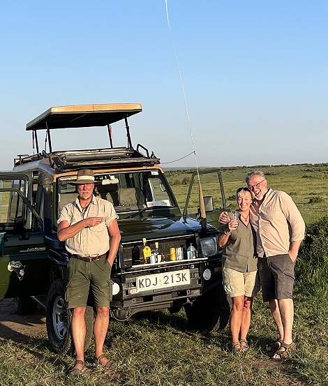 Sundowner in der Masai Mara