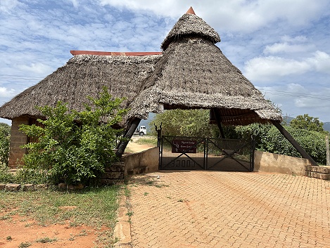 Ngutuni Lodge, Ngutuni Reservat