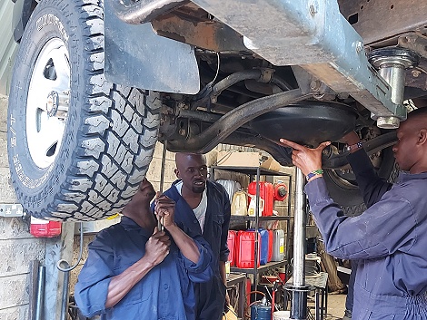 Sunworld Safaris Land Cruiser Service