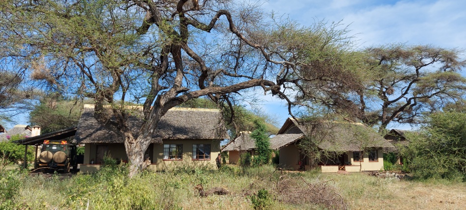Kitani Bandas _ Severin Camp - Tsavo West National Park