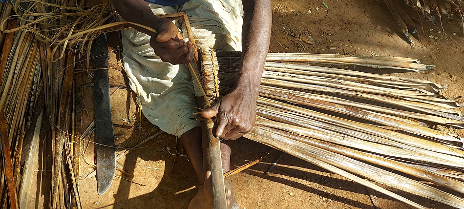 Boko Boko Garten - Palmdachschindeln kn&uuml;pfen
