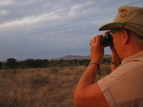 auf Pirschfahrt im Lumo Reservat