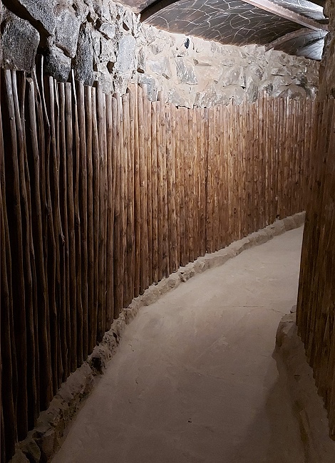 Soroi Lions Bluff Photo Hide - Lumo Conservancy