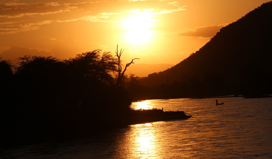 Sonnenuntergang am Ewaso Ngiro, Samburu