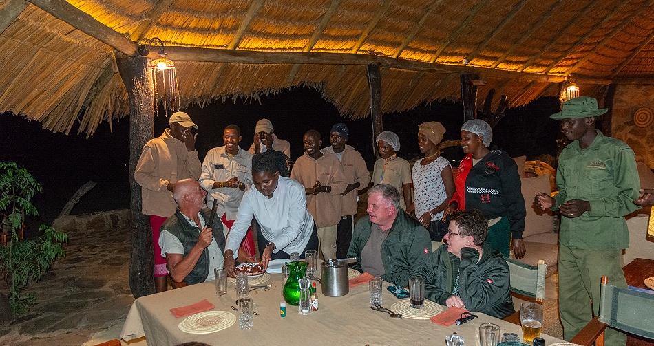 kleine Geburtstagsrunde im Ol Gaboli Camp
