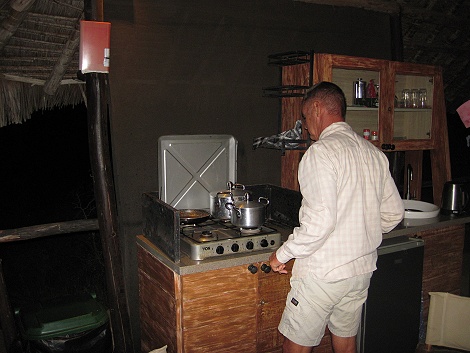 Abends am Soroi Leopards Lair Cottages