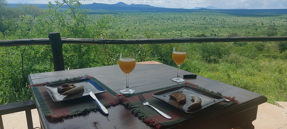 Soroi Leopards Lair Cottages - Self Cattering - Lumo Conservancy - Tsavo West