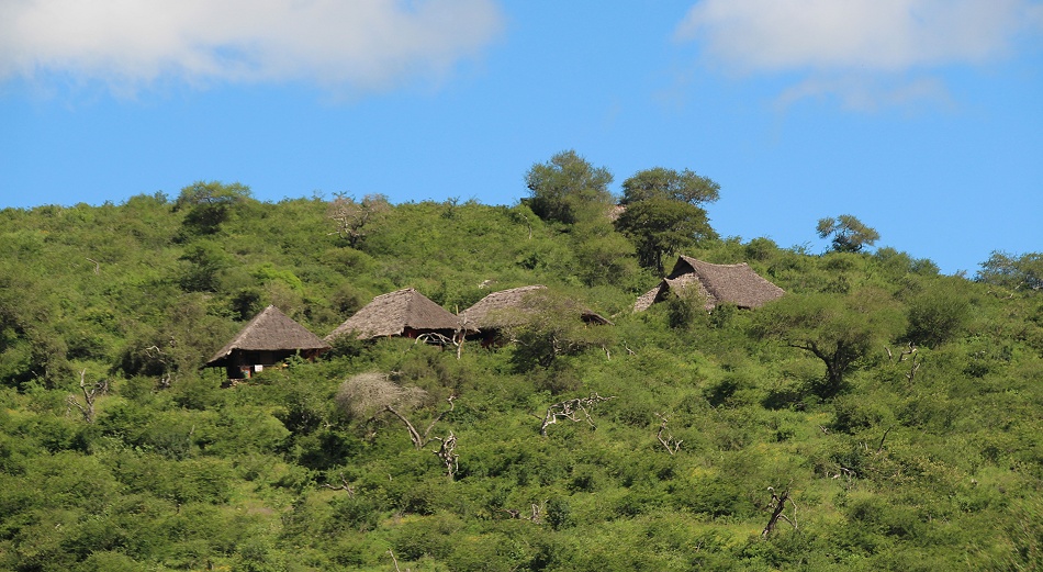 Soroi Leopards Lair Cottages - Self Cattering - Lumo Conservancy - Tsavo West