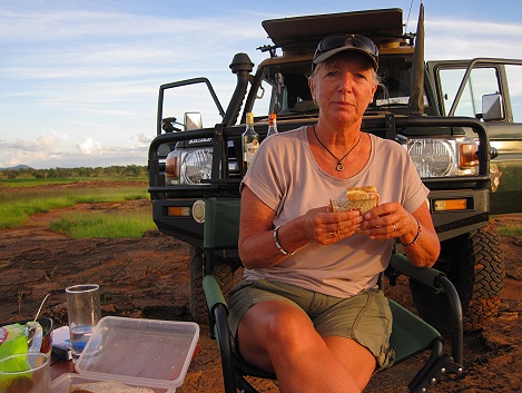 Sundowner und Snacks am Lions Rock